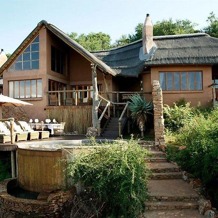 Impodimo Game Lodge Madikwe Game Reserve Dış mekan fotoğraf