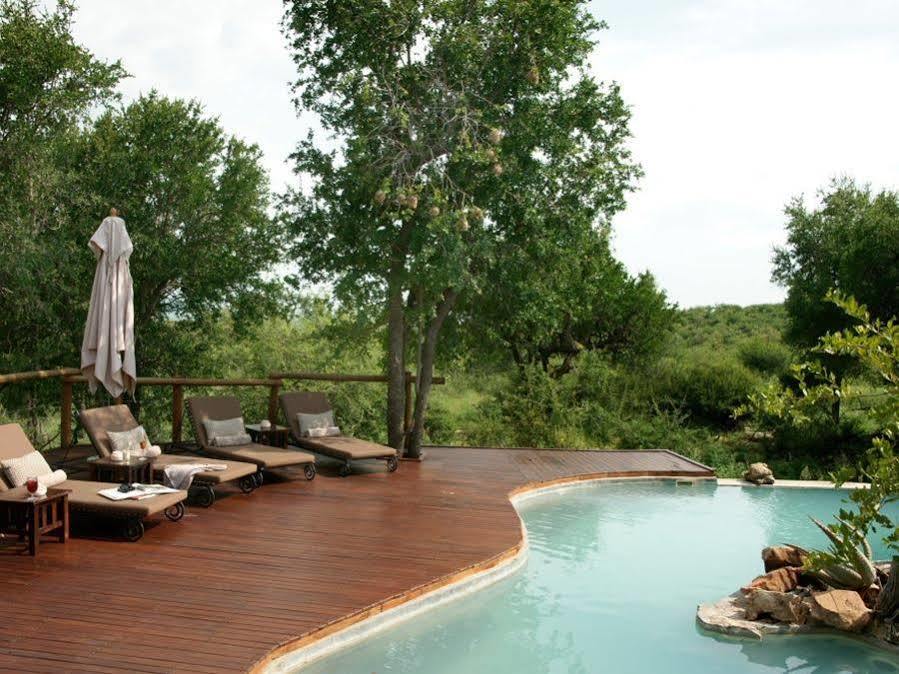 Impodimo Game Lodge Madikwe Game Reserve Dış mekan fotoğraf